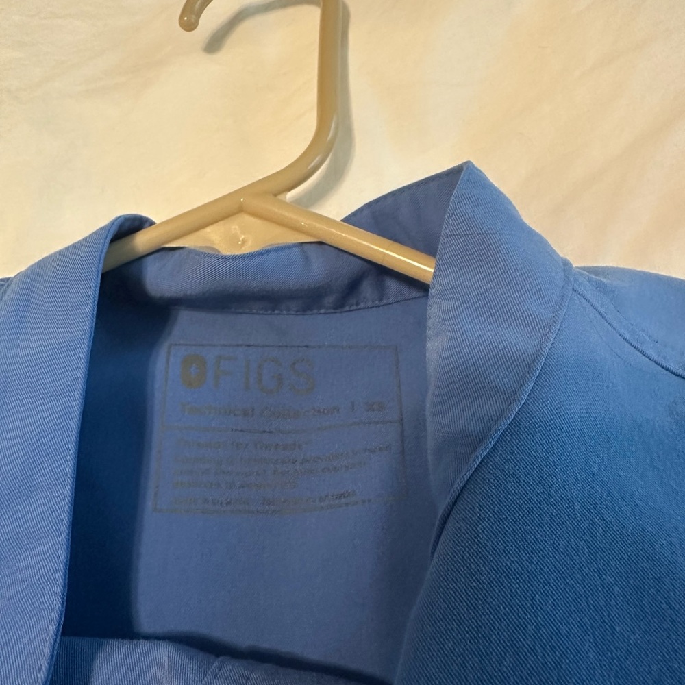 Figs scrubs set